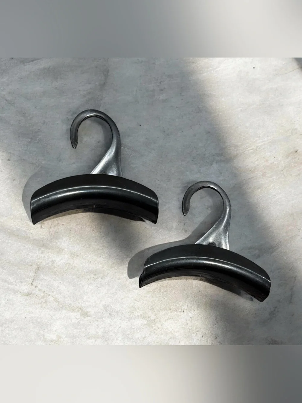 Black Arched Handbag Hanger & Backpack Hooks 2-Pack – Brand New!